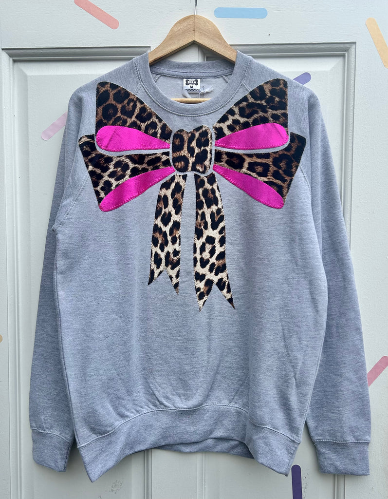 (385) One Off - Size M - Bow Wow - Grey Leopard